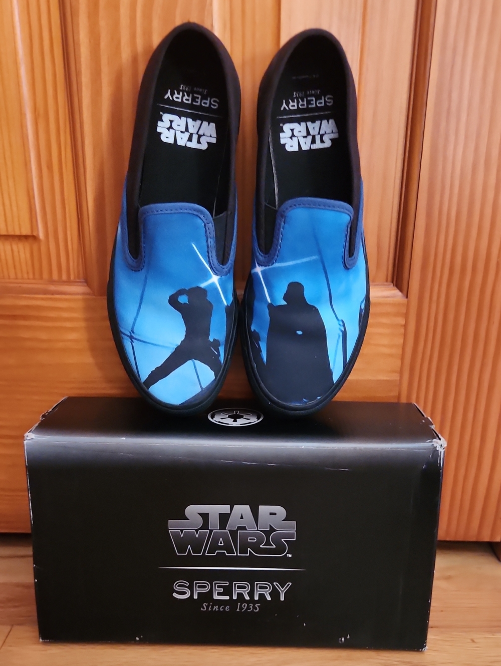 Disney Star Wars Sperry Darth Vader & Luke Slip-on Black & Blue Sneakers Size 7